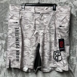 NWT Born Primitive Men Athletic Training Shorts Camo Print Zip Pockets Sz 41/42